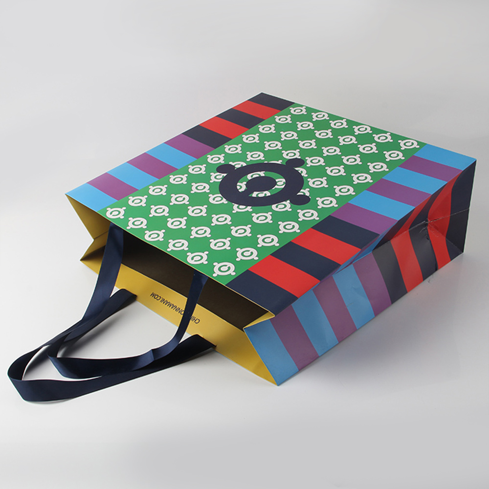 襯衫紙袋工廠坦白這2點會直接影響紙袋質(zhì)量 襯衫紙袋工廠坦白這2點會直接影響紙袋質(zhì)量